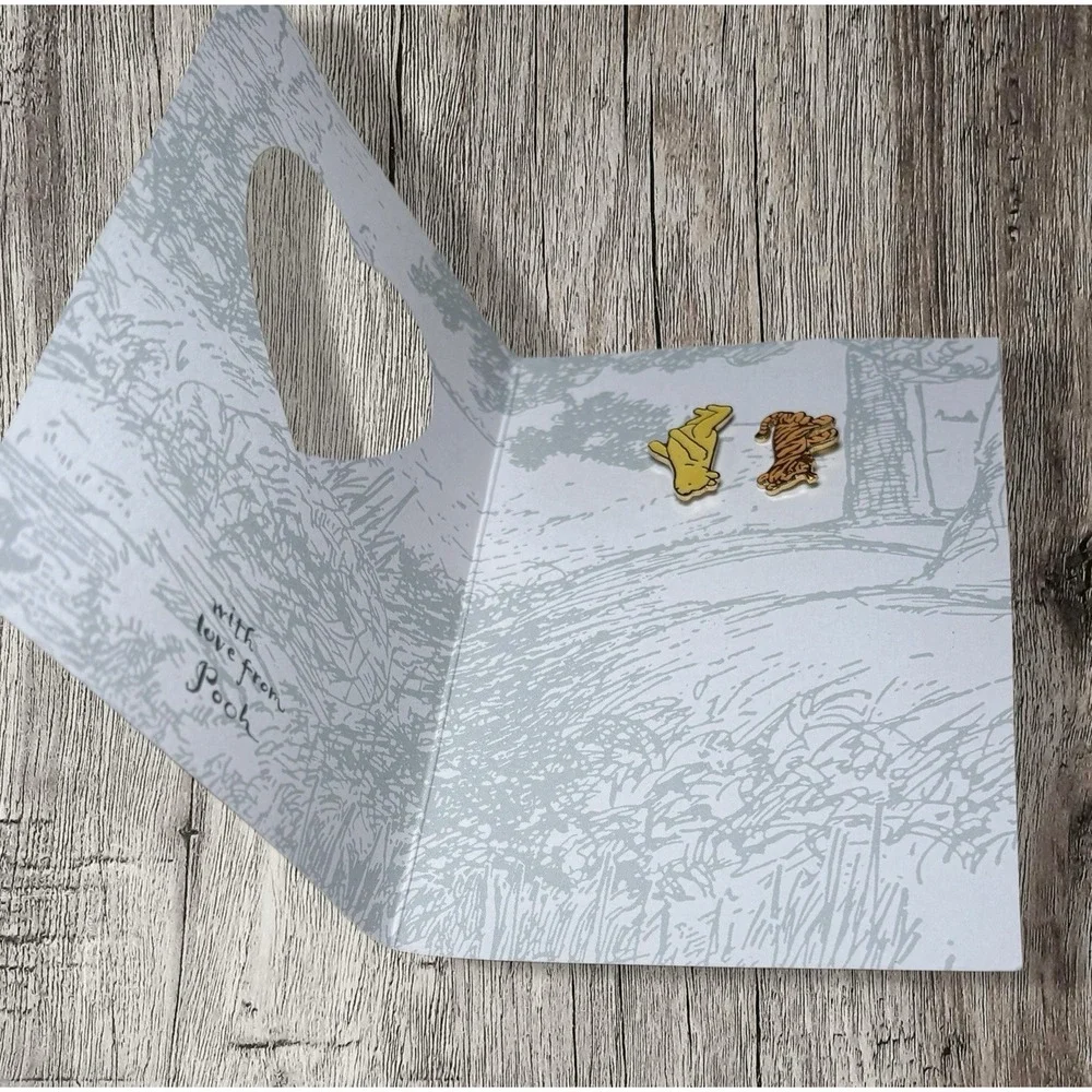 Vintage New! Disney Michel & Company Pooh & Tiger Greeting Card Series 2 Pin Set